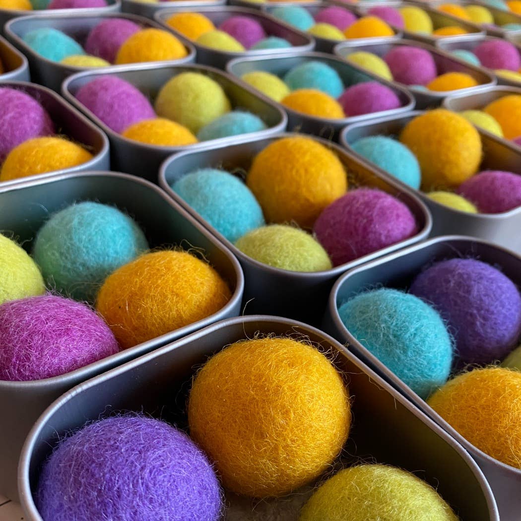 Happy Cat Catnip Infused Felted Balls Gift Tin