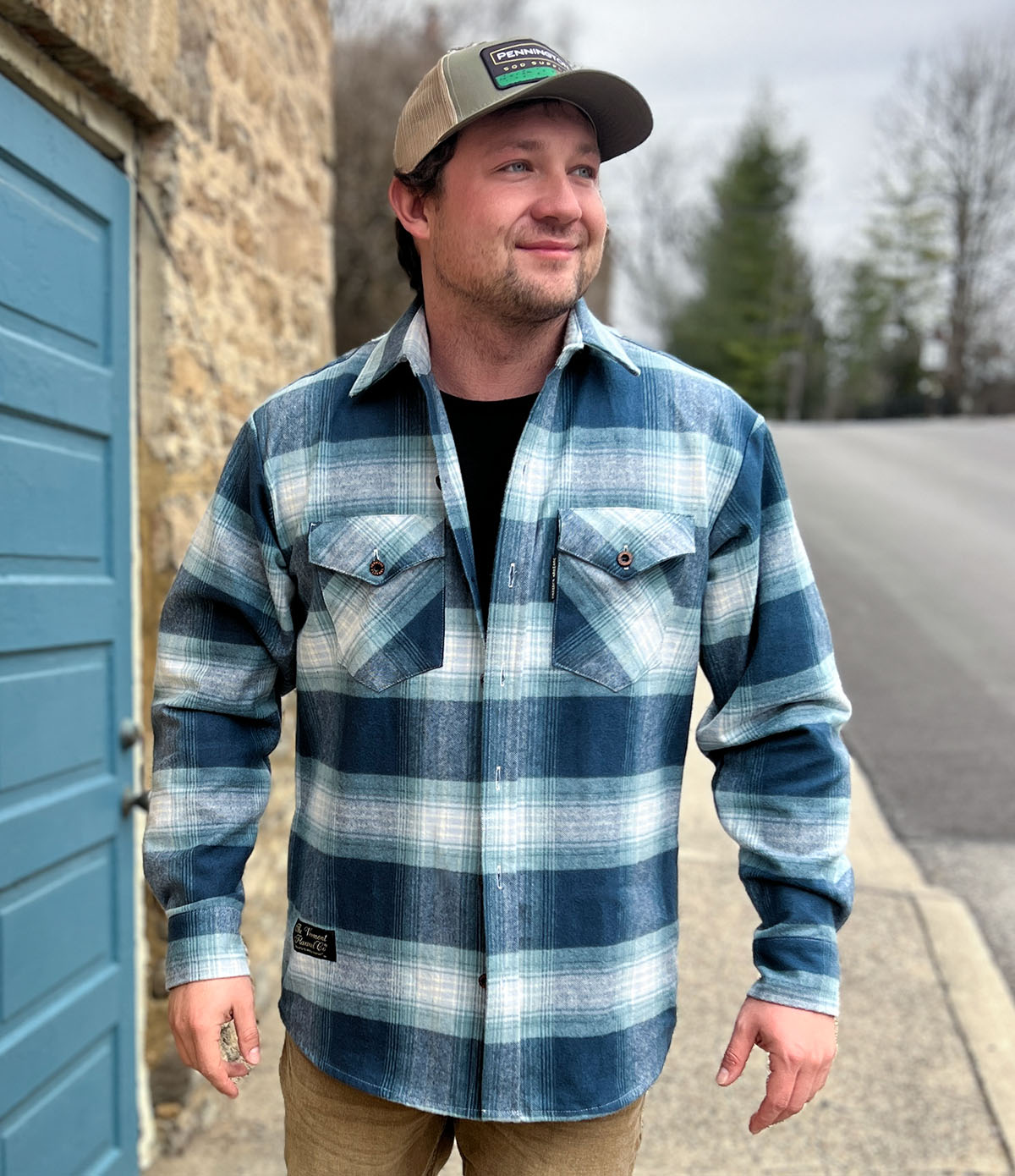 Verdusa Men's Casual Button Down Hooded Shirt - Plaid Print Long Sleeve Top With Hood